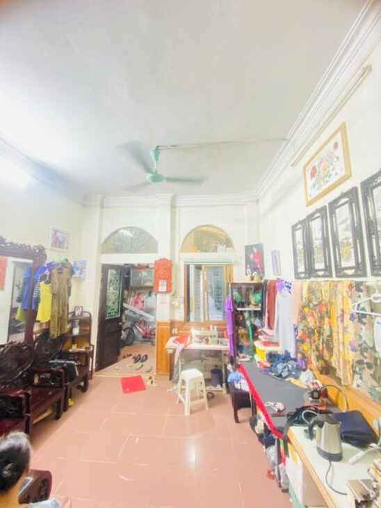 Cực Phẩm! Bán nhà Khương Trung, 42m2, nhỉnh 5 tỷ, nhà mới đẹp, 2 mặt ngõ, ở ngay, vị trí đắc địa