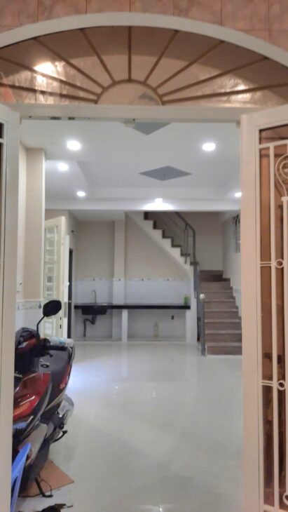 Bán Nhà kế HXH Bùi Đình Túy 2 Tầng 2 PN Gần Hàng Xanh Nhỉnh 3 Tỉ