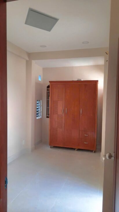 Bán Nhà kế HXH Bùi Đình Túy 2 Tầng 2 PN Gần Hàng Xanh Nhỉnh 3 Tỉ
