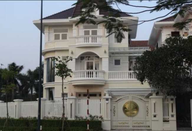 Bán biệt thự khu C Ciputra 220m2 hướng Nam view công viên 65ha cực hót