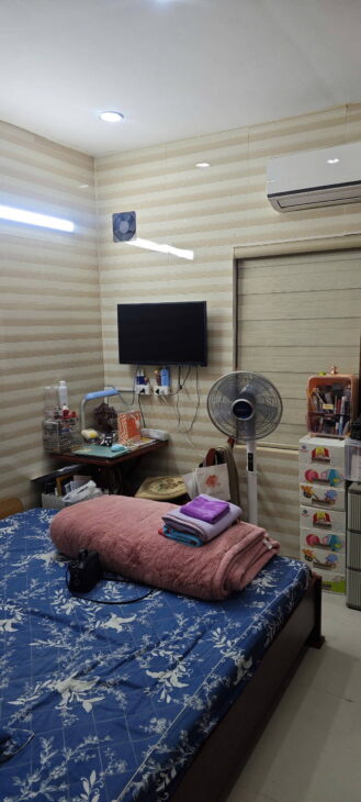 Bán gấp CHTT Tầng1 Kinh doanh , DT 70m2 . Mặt đường Thái Thịnh, Đống Đa, giá 3,685 tỷ.