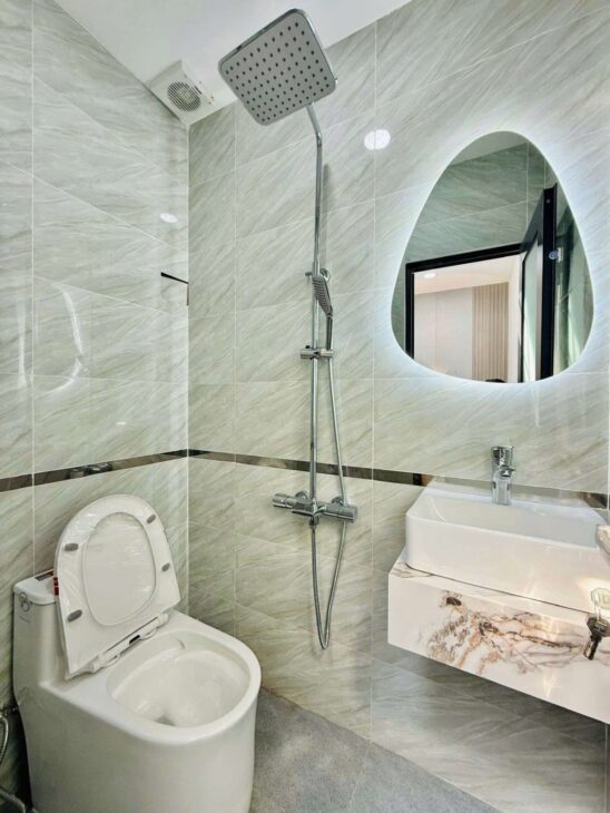 NHÀ ĐẸP GÒ VẤP – FULL NỘI THẤT – CÁCH ĐƯỜNG SỐ 1 CHỈ 50M – 5 PHÚT RA CÔNG LÀNG HOA, SIÊU THỊ