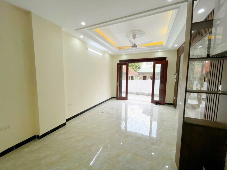 CHÍNH CHỦ CẦN BÁN NHÀ MẶT PHỐ ĐÌNH THÔN QUẬN NAM TỪ LIÊM 35 x1 T NHỈNH 8 TỶ Ô TÔ KD ĐỈNH