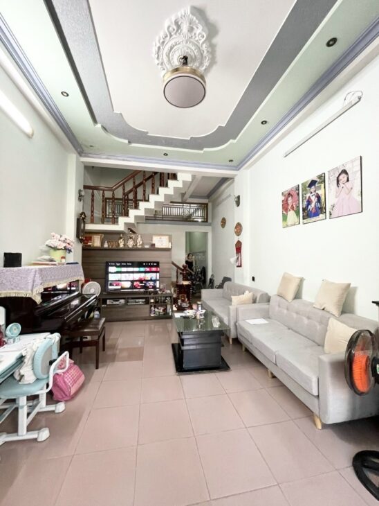 Chỉ có 6,2 tỷ sở hữu ngay nhà 4 tầng, 76m2 ngang 4m, hẻm xe tải