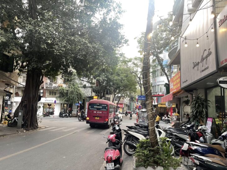 Ô TÔ KINH DOANH CÓ 102 – MẶT PHỐ HÀNG BÚN BA ĐÌNH – MẶT TIỀN LỚN – ĐỘC NHẤT VÔ NHỊ – SIÊU RỘNG –