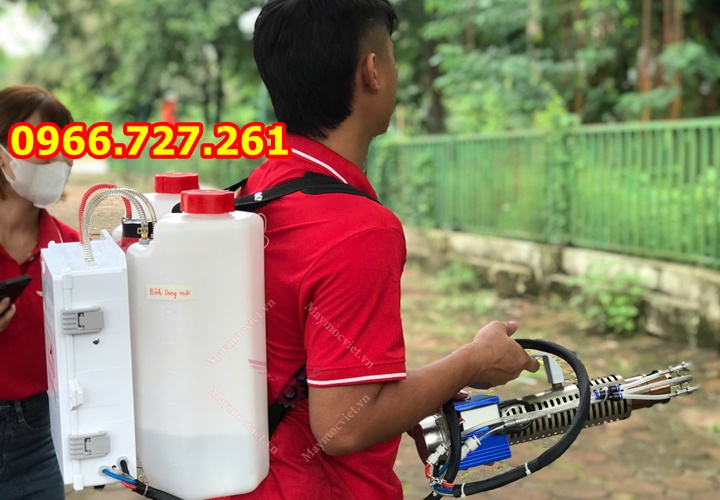 Máy phun khói giảm âm chống ồn chạy xăng PK88