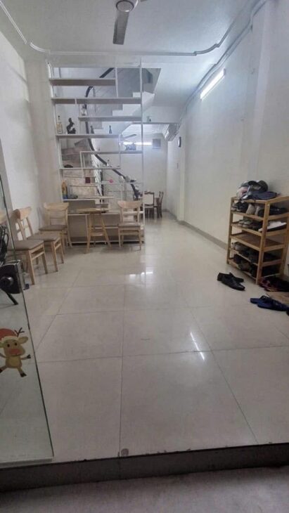 DỊCH VỌNG HẬU – CẦU GIẤY- 41M2- GẦN Ô TÔ- NGÕ THÔNG – KINH DOANH – HƠN 8 TỶ