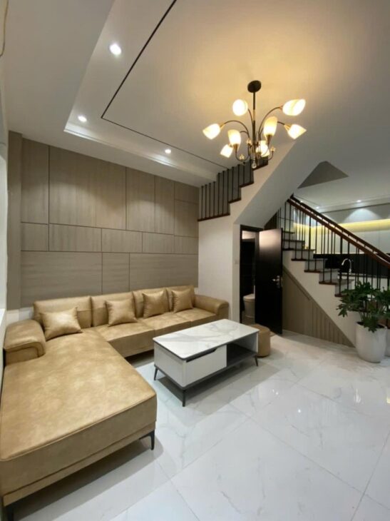 QUAN HOA – CẦU GIẤY – MT 5,1M- NGÕ NÔNG – FULL NỘI THẤT- Ở NGAY – NHỈNH 10 TỶ