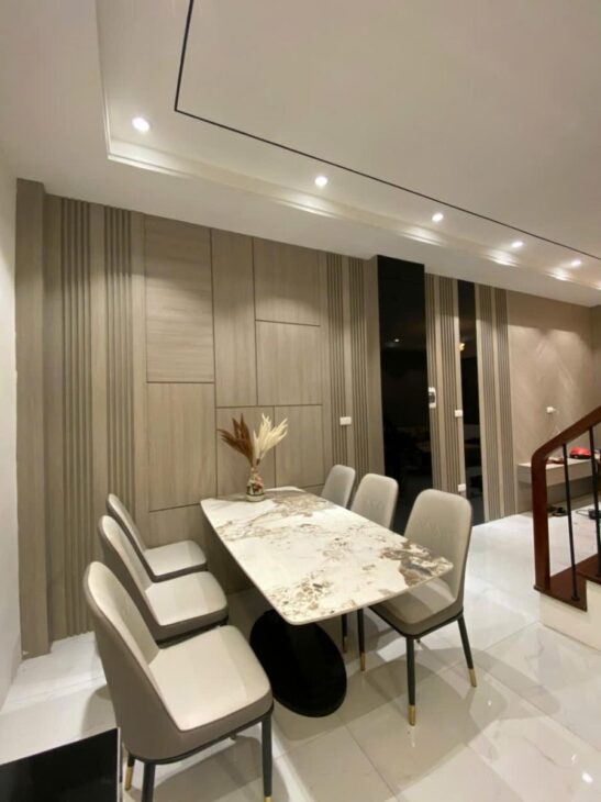 QUAN HOA – CẦU GIẤY – MT 5,1M- NGÕ NÔNG – FULL NỘI THẤT- Ở NGAY – NHỈNH 10 TỶ