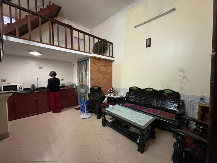 THỔ QUAN – ĐỐNG ĐA – 37M2- 10M RA Ô TÔ TRÁNH- BA THOÁNG- LÔ GÓC -HƠN 6 TỶ