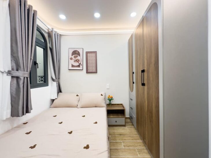 Bán Nhà khu Huỳnh Văn Bánh 3 Tầng 3 P.Ngủ Nhỉnh 4 Tỉ
