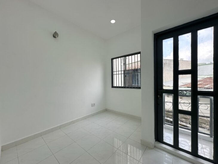 Bán Nhà HXH khu D2, Hutech, 3.5×13, 3 Tầng 3 PN Nhỉnh 6 Tỉ