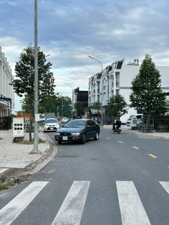 Đất Phú Chánh Thành Phố TÂN UYÊN Kẹt tiền bán đất trả nợ, Giá ra đi của em nó là 1 tỷ 450 triệu