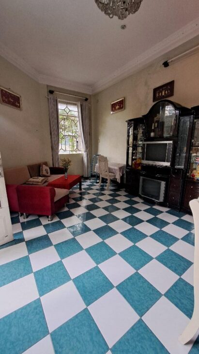 HIẾM. Căn góc 2 mặt tiền đường số, ngang 7m, 117m2, 3 tầng, Phường Tân Quy Quận 7-Gía 35