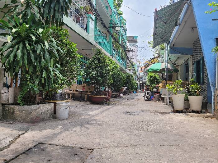 CHỈ 9.2 TỶ, [P3Q8], Ô TÔ ĐỖ CỬA – TẶNG FULL NỘI THẤT & CÂY CẢNH; DIỆN TÍCH 86M2 NGANG 5M.