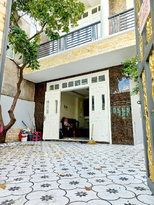 Hiếm – Mặt tiền 803 Huỳnh Tấn Phát Q7, 259M2 ( 7*24), Dòng tiền 20t/tháng,3Tầng -17,7Tỷ