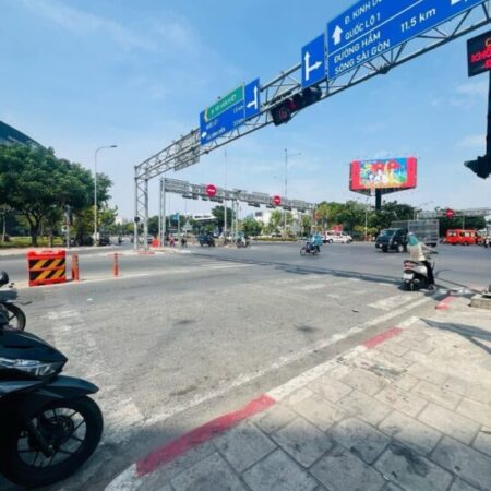 BÁN NHÀ MẶT TIỀN HỒ HỌC LÃM BÌNH TÂN – NGANG 18M DÀI 10M – CHỈ 16 TỶ