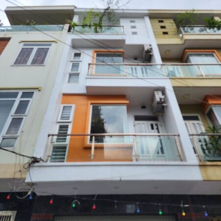 Nhà Thiên Lôi, 60m 4 tầng, ngõ 7m ô.tô đỗ cửa. Giá 5.6 tỉ tuyến 2 cực đẹp