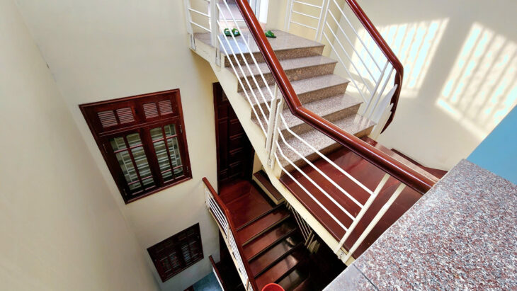 Nhà mặt ngõ tuyến 2 Thiên Lôi, 80m 4 tầng, Gara để 2 ô.tô, Giá 7 tỉ