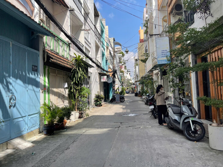 Căn góc, vị trí đẹp gần ngã tư Hàng Xanh, ngang 5m, đường Bạch Đằng, Quận Bình Thạnh. Chỉ 4.95 tỷ.