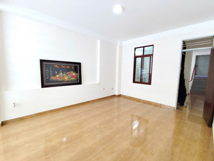Nhà phân lô Thiên Lôi, 80m 3.5 tầng, đường 12m, độc lập dân xây, Giá 6 tỉ, gần ngã 4 Phúc Tăng