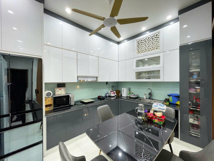 Bán nhà TĐC Sao Sáng – Thành Tô, 40m 4 tầng mới tinh, độc lập, đường 6m, Giá 4.65 tỉ