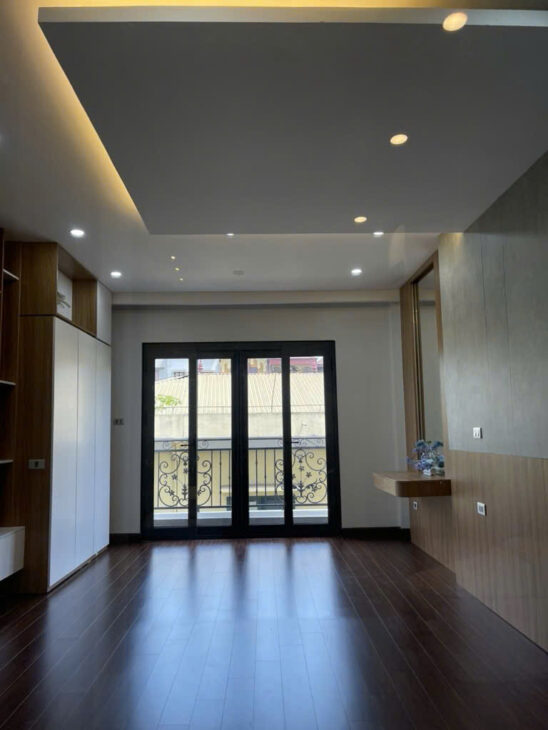 ???? Bán Nhà Bồ Đề 69m , MT4 Mới Keng ngõ ô tô tránh ,kinh doanh vị trí hiếm đẹp 17,9 tỷ