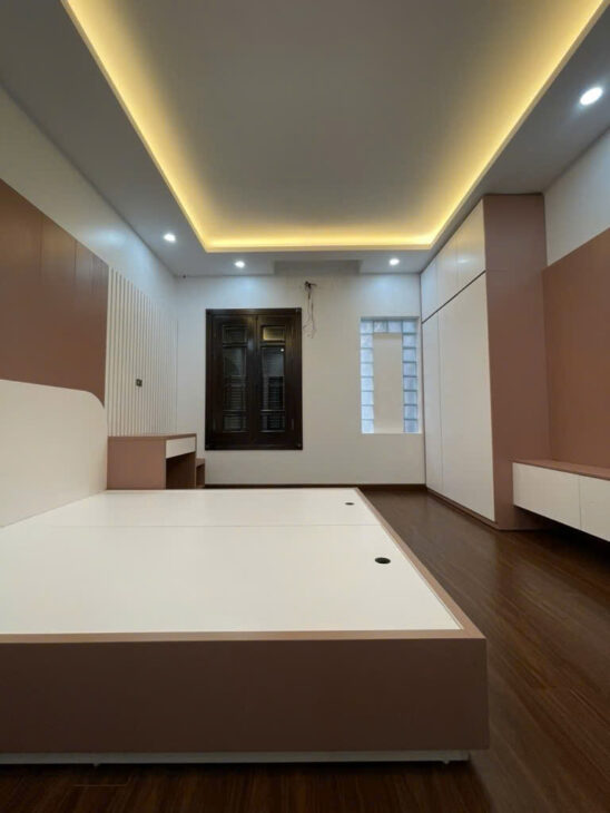 ???? Bán Nhà Bồ Đề 69m , MT4 Mới Keng ngõ ô tô tránh ,kinh doanh vị trí hiếm đẹp 17,9 tỷ