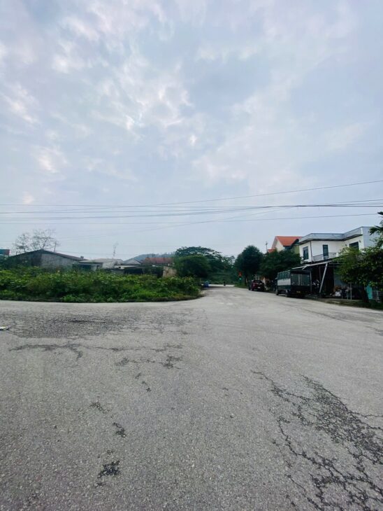 Bán lô góc 2 mặt tiền Trần Lư đường 19,5m KQH Xóm Hành, An Tây, Thành phố Huế