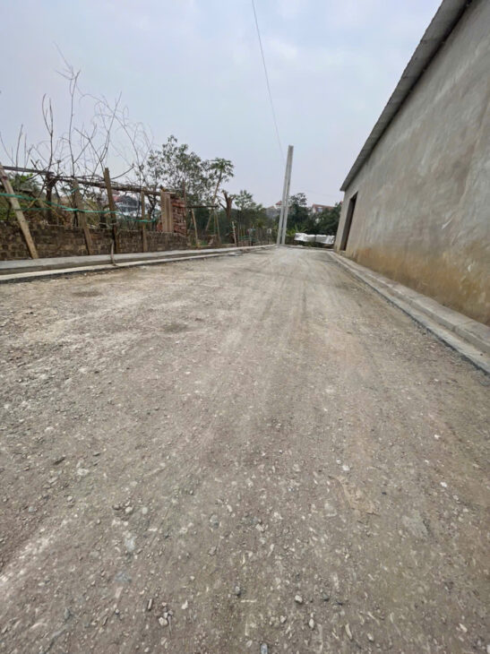 BÁN 84M ĐẤT HẢI BỐI ĐÔNG ANH. MẶT TIỀN RỘNG 8,7M. THÔNG Ô TÔ. CÁCH TRỤC CHÍNH CHỈ 30M. GIÁ 6.72 TỶ