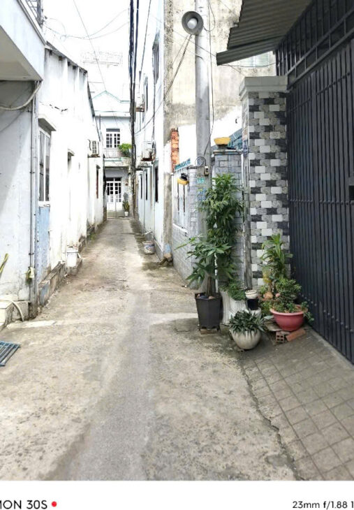 CẦN BÁN NHÀ, nhà nhỏ xinh, Q2, DT 30m2 ( 3.5 x 8 ) mới ở ngay, chỉ 2.5 ty