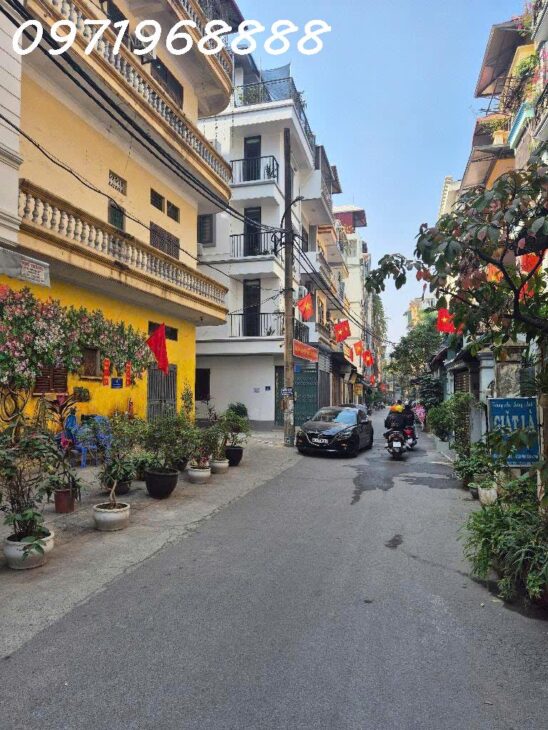 Bán đất Đội Nhân – Ba Đình. Ngõ thông- oto tránh – Khu phân lô Quân Đội . Nhỉnh 5 tỷ