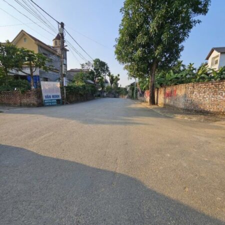 Bán đất trục chính xã Đông Xuân Quốc Oai sát ĐHQG 1km 106m nhỉnh 3tỷ