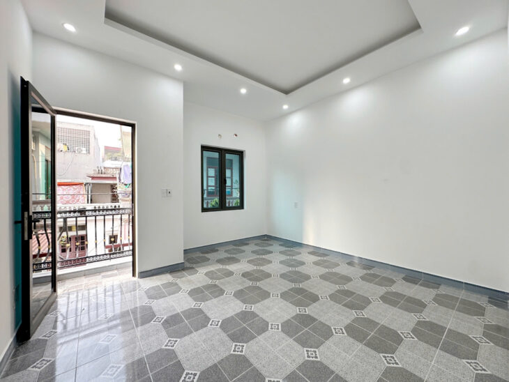 Bán nhà ngõ 109 Trại Lẻ, DT 49m 3,5 tầng, đẹp như mới, Giá 3.08 tỉ