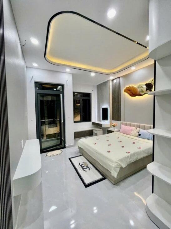 NHÀ ĐẸP 3 TẦNG FULL NỘI THẤT HUỲNH TẤN PHÁT Q7 – KẾT CẤU BÊ TÔNG 3 TẦNG – HẺM ĐẸP THÔNG TỨ TUNG