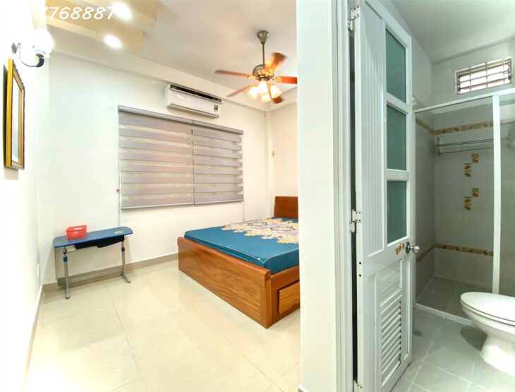 Bán nhà HXH 2 MT siêu đẹp giá tốt khu Phan Xích Long, Phú Nhuận