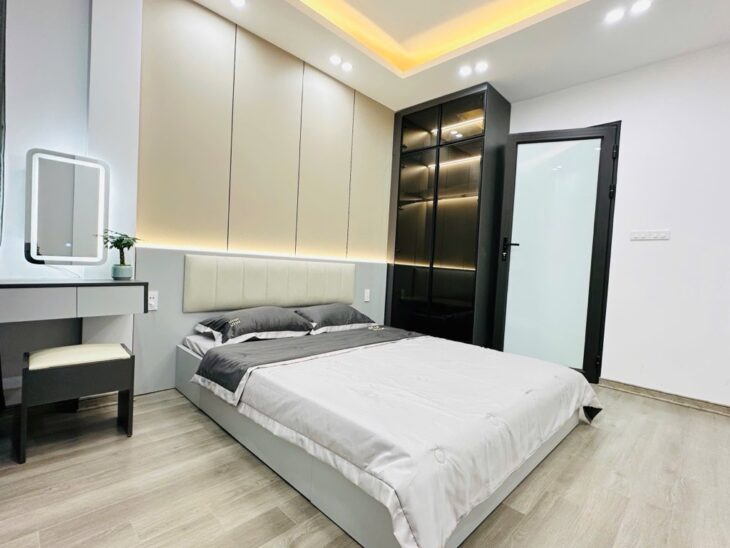 Bán nhà ĐẸP ngõ Văn Hương – phường Hàng Bột – quận Đống Đa 26m2 x 5 Tầng Giá 4 Tỷ 95