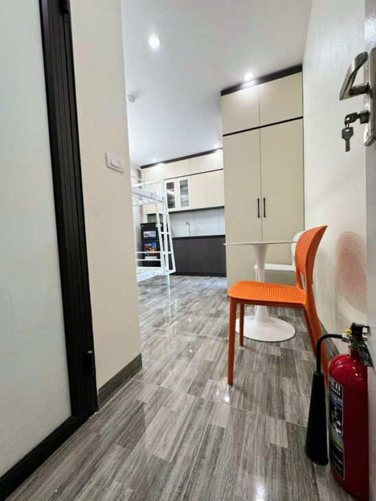 Bán nhà dòng tiền ổn định 122 Vĩnh Tuy,6 tầng,thang máy. Full nội thất