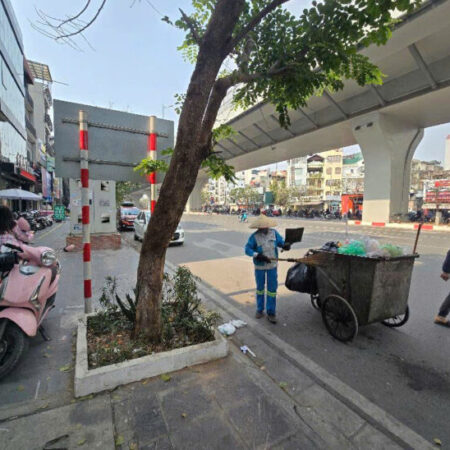BÁN NHÀ MẶT PHỐ ĐẠI LA 76M 5 TẦNG QUY HOẠCH ỔN ĐỊNH 47.5 TỶ