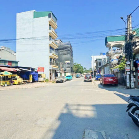 HÀNG TUYỂN LONG BIÊN – DÂN XÂY – Ô TÔ ĐỖ CỬA – CÁCH Ô TÔ TRÁNH CHỈ 10M – KHU VIP LONG BIÊN – GẦN