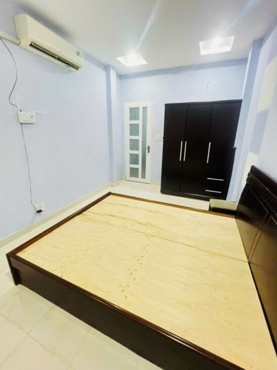 Nhà Đẹp ở Ngay, Giảm 400tr, DT 58m2 ( 4 x 15 ) x 2 T, Quận 2 Sầm Uất, giá chỉ 5.25 ty