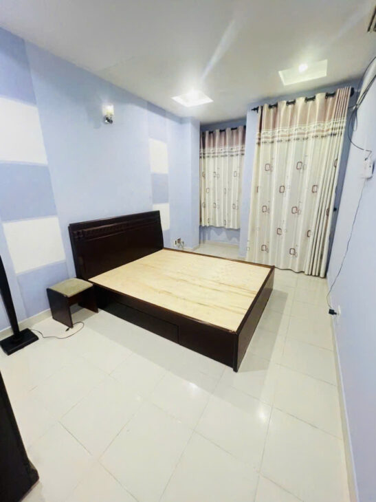 Nhà Đẹp ở Ngay, Giảm 400tr, DT 58m2 ( 4 x 15 ) x 2 T, Quận 2 Sầm Uất, giá chỉ 5.25 ty