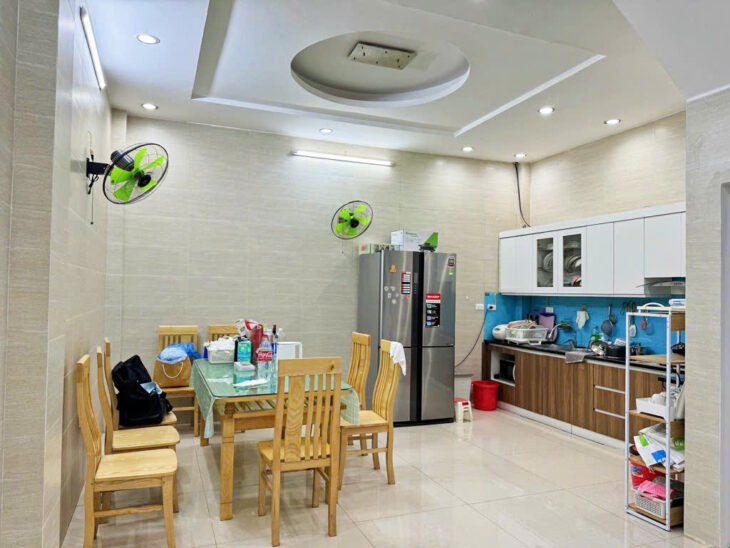 VÔ CÙNG HIẾM – DIỆN TÍCH 67 M², 5 TẦNG, MT 5,2 M, 6 NGỦ – DÂN XÂY, CHỈ CÓ 7.X TỶ – VÀI BƯỚC RA Ô TÔ