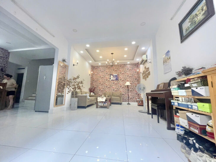 BÁN NHÀ 5 TẦNG, 79M2, HẺM XE HƠI THÔNG , LÝ THƯỜNG KIỆT, TÂN BÌNH