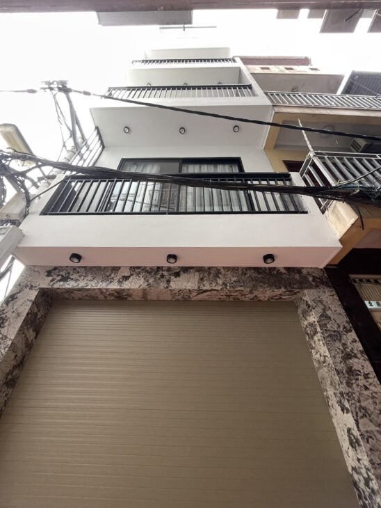 BÁN NHÀ- NGỌC THỤY- LONG BIÊN- LÔ GÓC – CẠNH MIPEC- VIEW HỒ- OTO ĐỖ CỬA