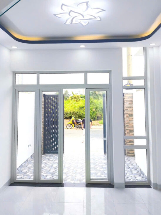 Nhà Mới Xinh, Đón tết, Khu P lô, DTSD 102M2, Đường 10m, có vỉa hè, chỉ 3.15ty