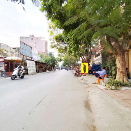 Đất mặt đường Quán Nam, 85mx2, MT 4.3m, đối diện Trường Học, Giá 115 tr/m