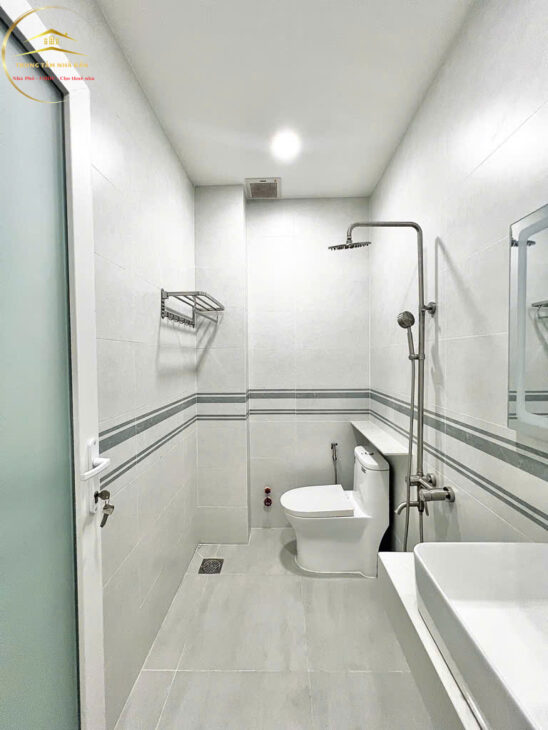 Bán nhà Mặt tiền đường lớn 735 Lũy Bán Bích, Phú Thọ Hòa Tân Phú, 4.1×26, 6 tầng có thang máy
