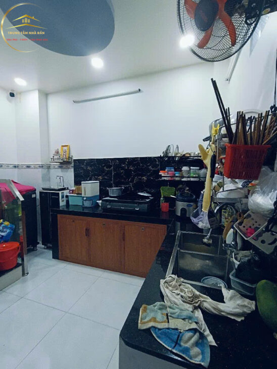 Bán nhà Mặt tiền 70 Trần Thủ Độ, Phú Thạnh,Tân Phú, 4×15, chỉ 8,9 tỷ