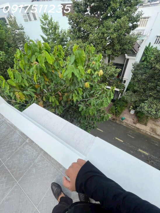 Bán Nhà 1 Trệt 3 Lầu KDC D2D Võ Thị Sáu P. Thống Nhất gần Mầm Non Á Châu 0917511235